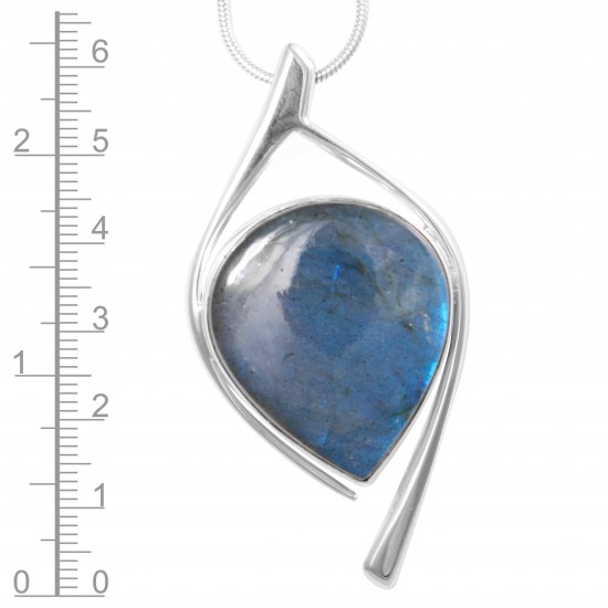 Labradorite Pendant Labradorite Pendant