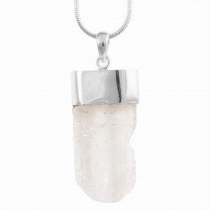 Faden Quartz Pendant
