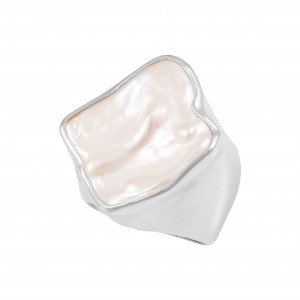 Keishi Pearl Ring