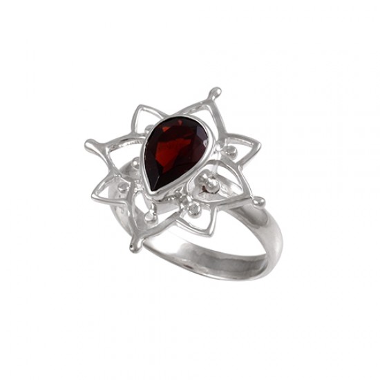 Boheme Lotus Ring (Large) - Garnet