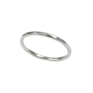 Hammered Fine Ring